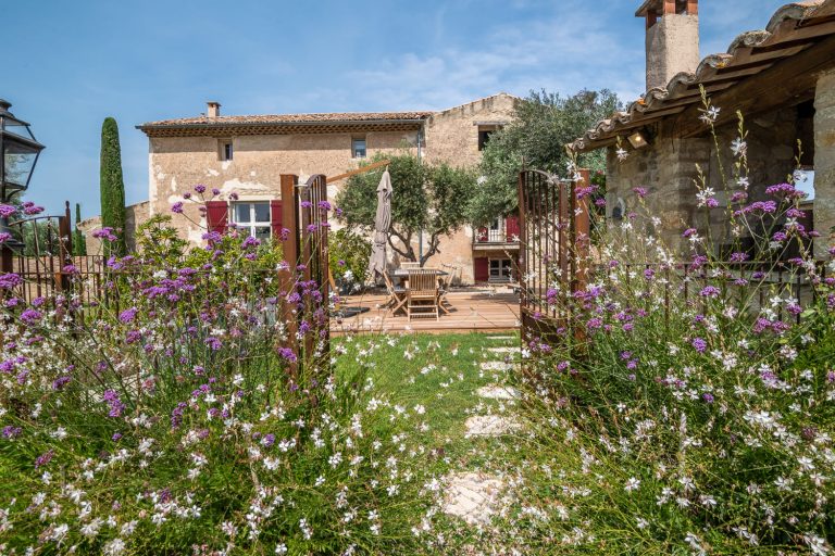 photographie de luxe entrée villa